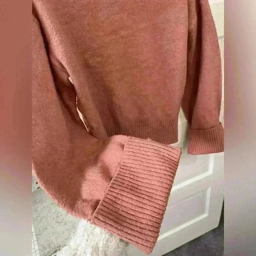 VILA Pink Turtleneck Sweater - Picture 5 of 9